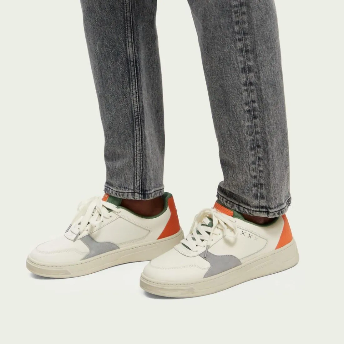 Elliot Sneaker | White/Orange