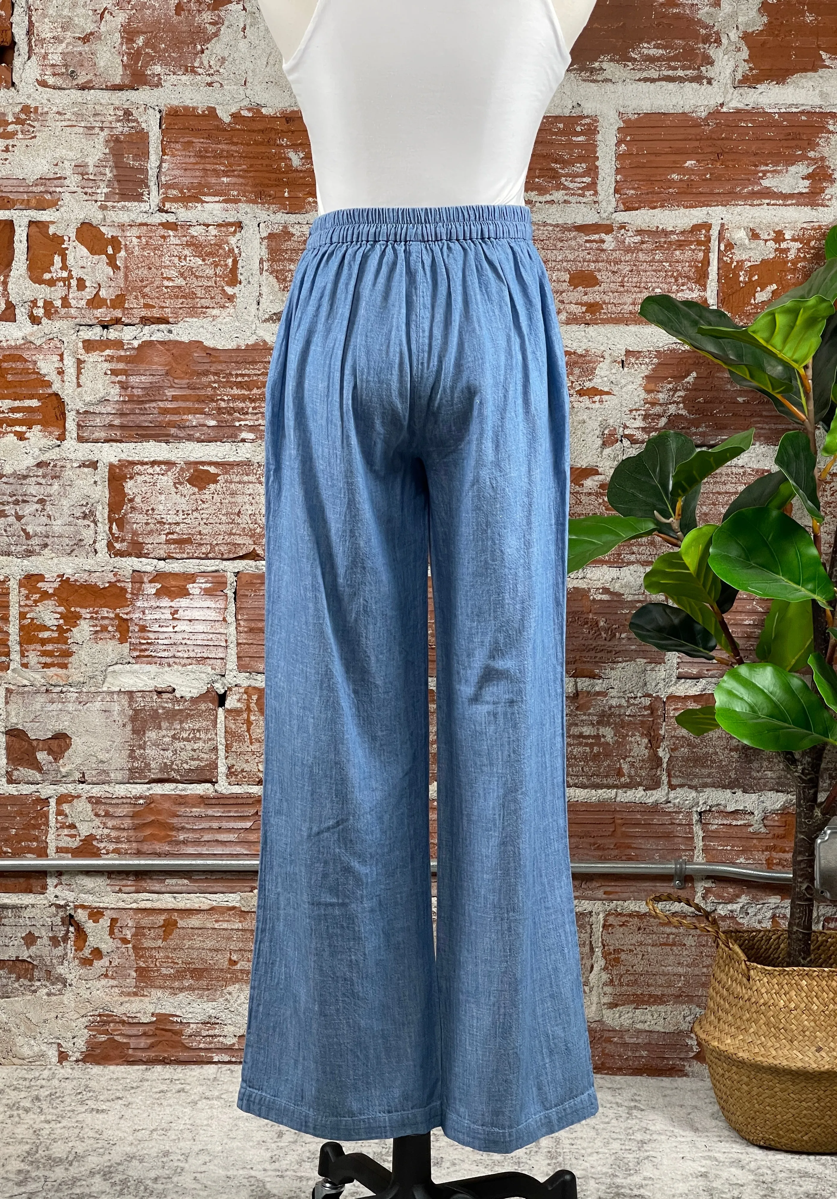 Liverpool Relaxed Wide Leg Pants in Chambray