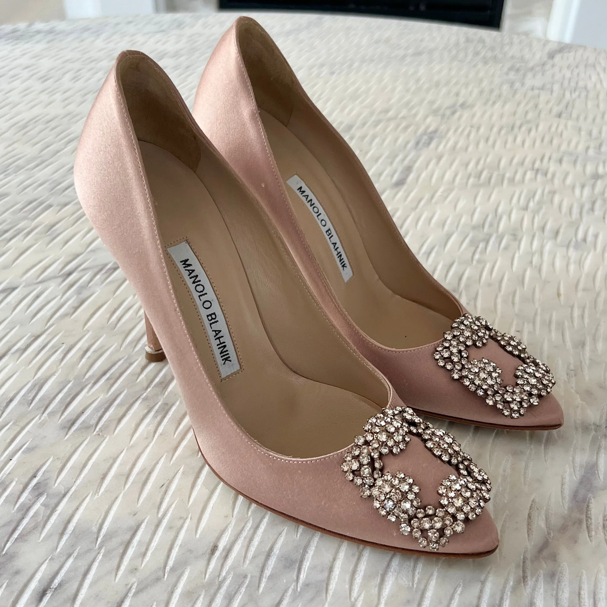 Manolo Blahnik Hangisi Heels