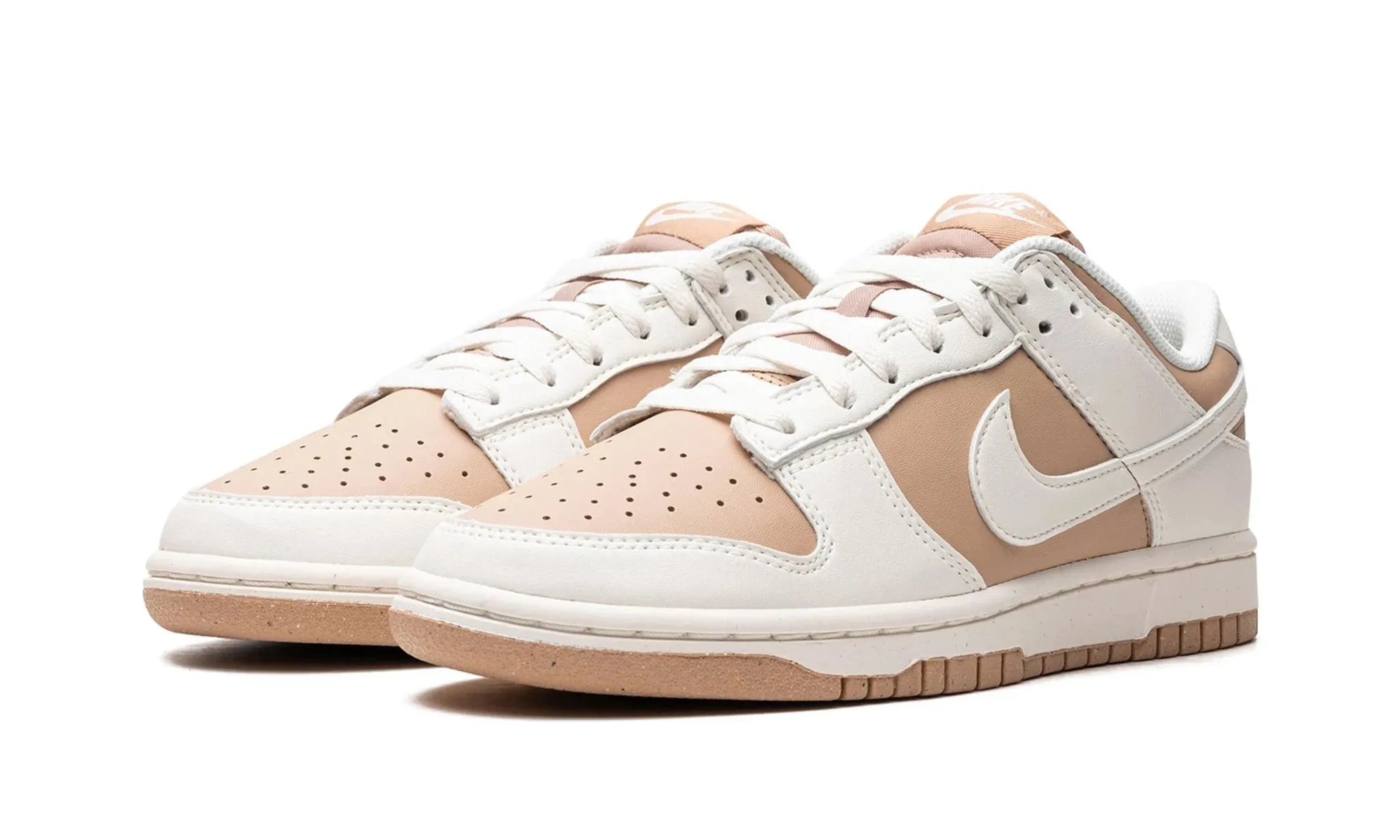 NIKE DUNK LOW NEXT NATURE BEIGE SAIL (W)