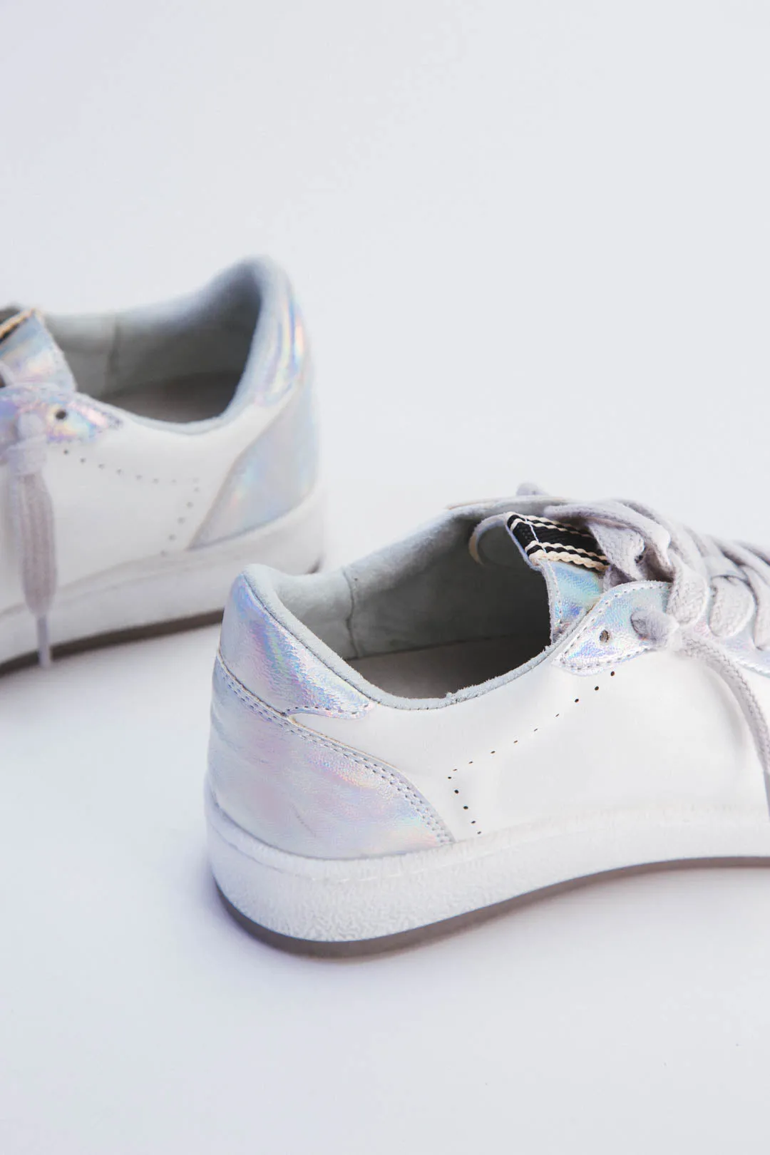 Paz Retro Sneaker, Iridescent Silver | SHUSHOP